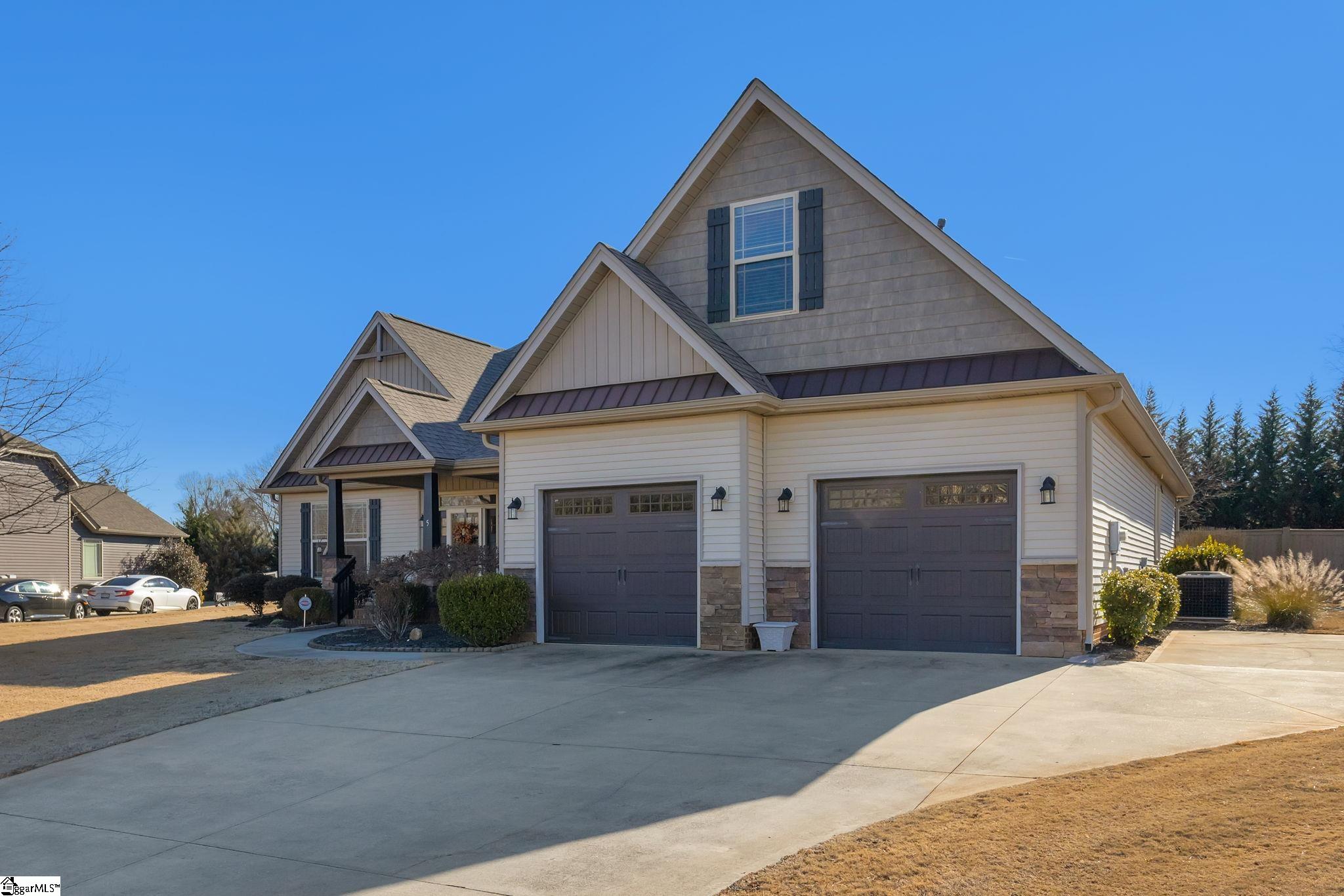 Property image 2 of 5 Rising Meadow Lane in Meadow Breeze, Taylors, SC 29687