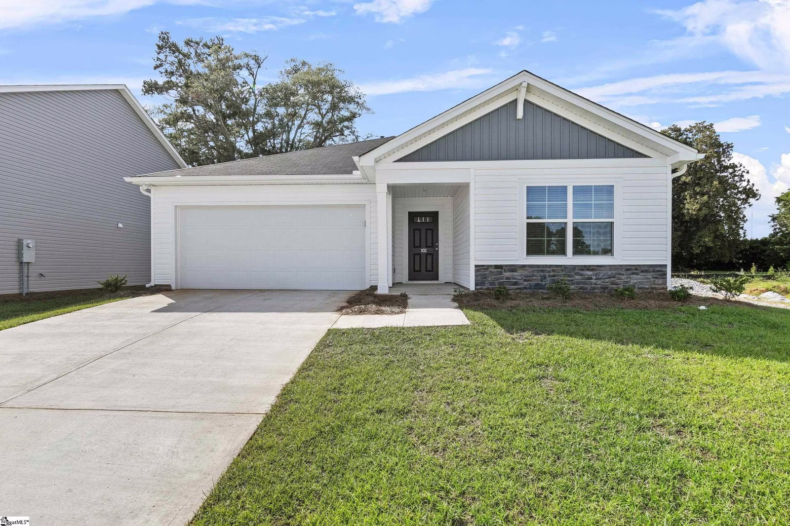 Property image 1 at 102 Southern Magnolia Lane, Laurens, SC 29360