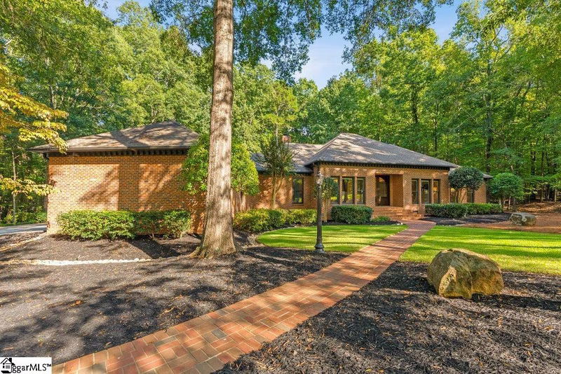 128 Fox Trace