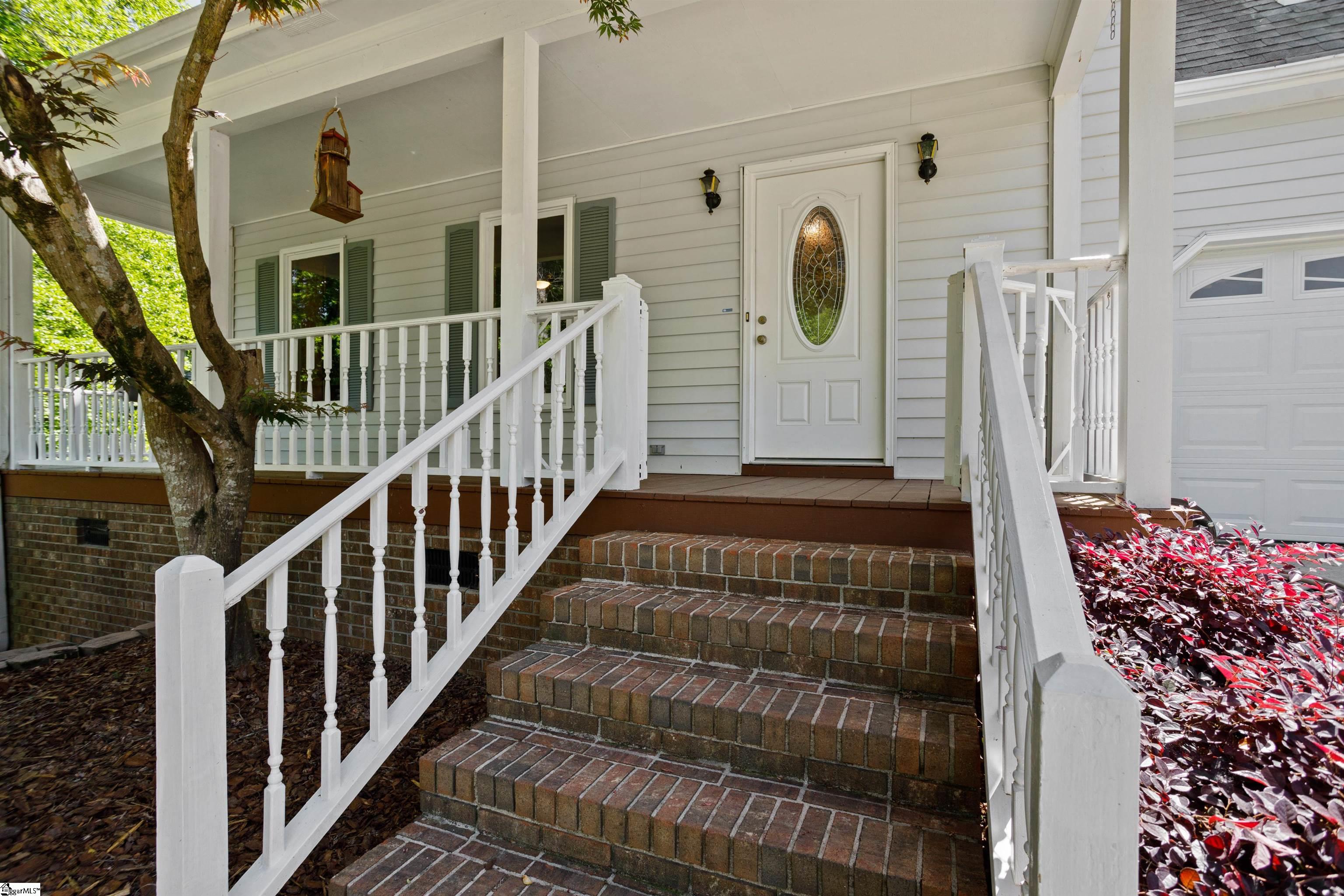 Property image 2 of 404 Cold Branch Way in Half Mile Lake, Greenville, SC 29609-1600