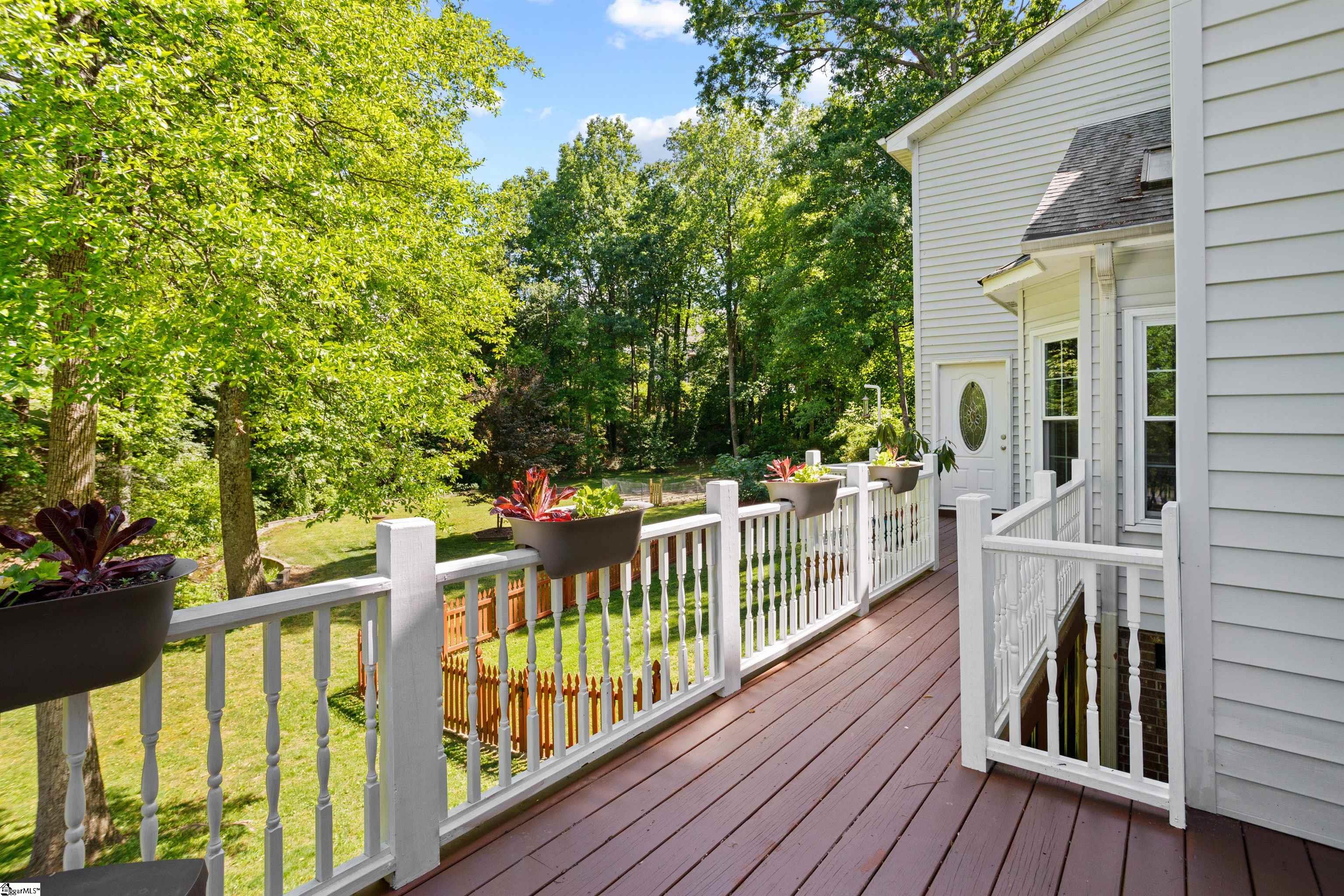 Property image 3 of 404 Cold Branch Way in Half Mile Lake, Greenville, SC 29609-1600