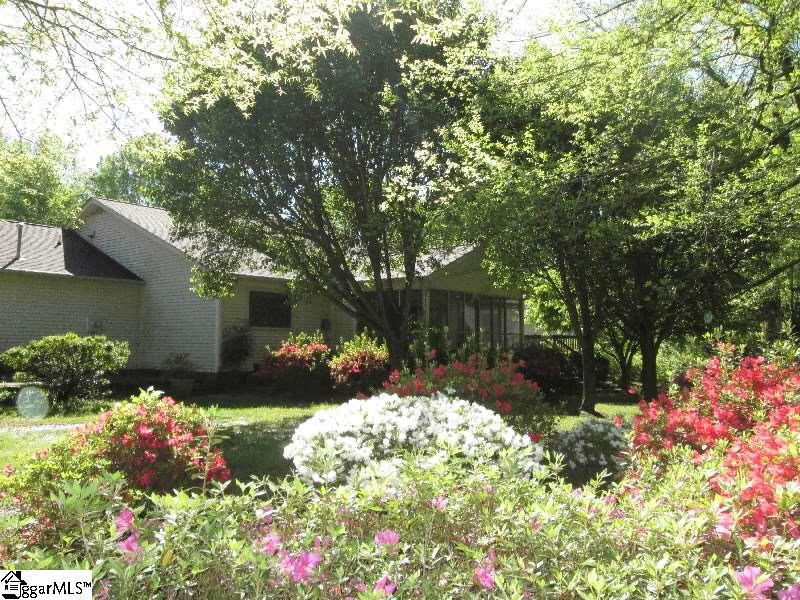 Property image 3 of 112 Overlook Terrace in Parkview, Laurens, SC 29360