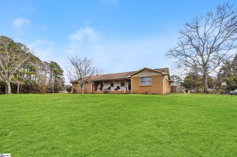 610 Regency Circle