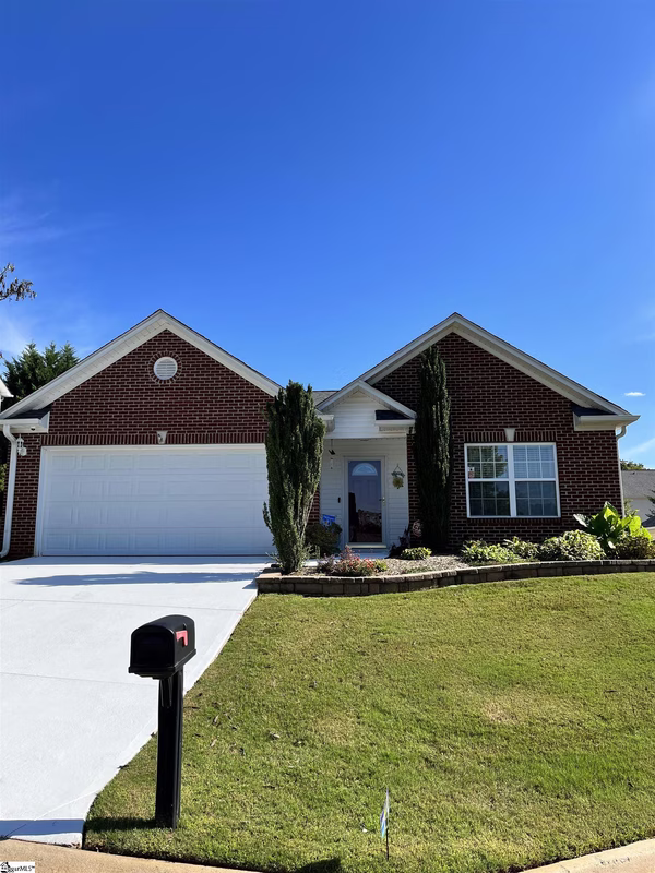 Property image 2 at 5 Cretewood Place, Taylors, SC 29687
