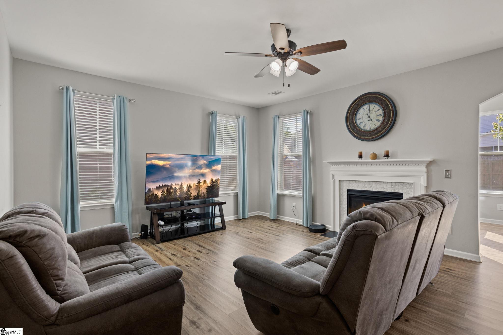 Property image 5 of 500 Stonebury Drive in Victoria Park, Simpsonville, SC 29680