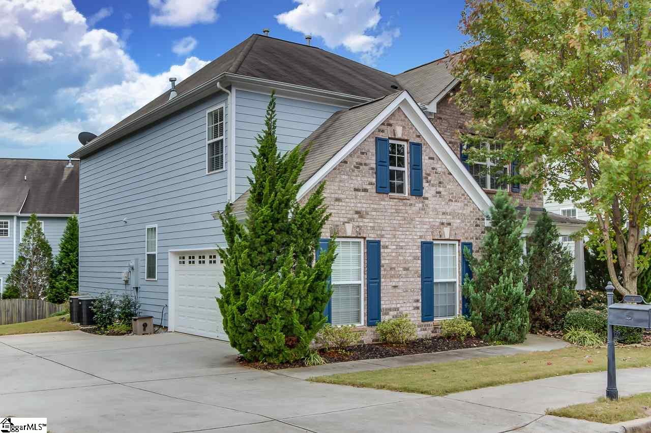Property image 3 of 4 Majestic Oak Court in Richland Creek at North Main, Greenville, SC 29609