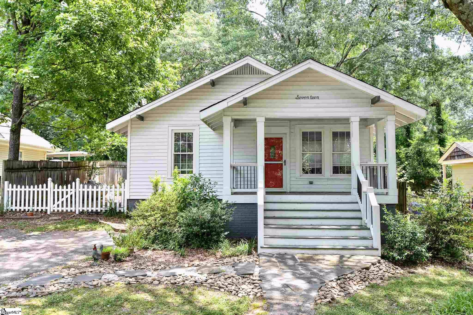 Property image 1 at 17 Jedwood Drive, Greenville, SC 29607