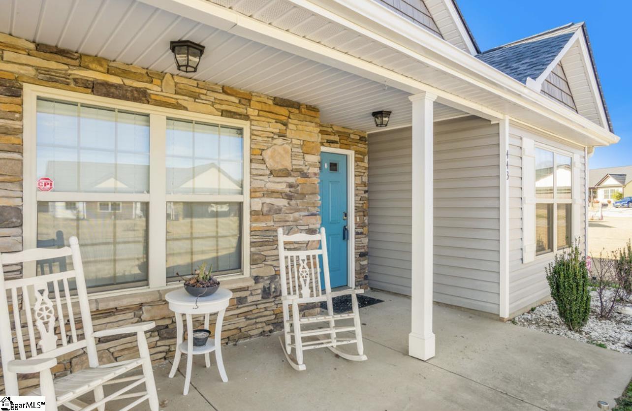 Property image 3 of 443 Peaksview Drive in Lockeland Park, Simpsonville, SC 29681