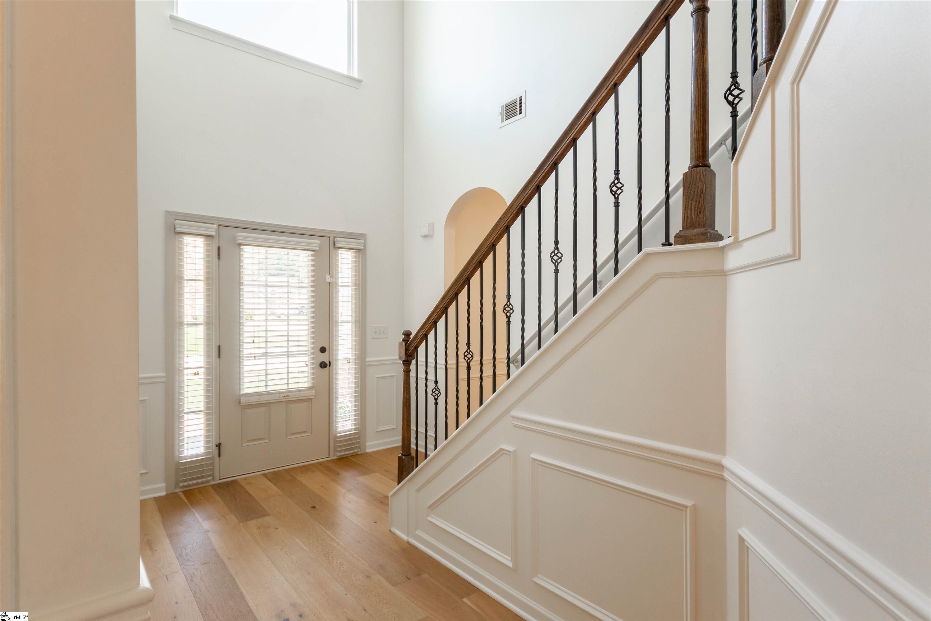 Property image 3 of 803 E Holloway Drive in Reidville Crossing, Woodruff, SC 29388