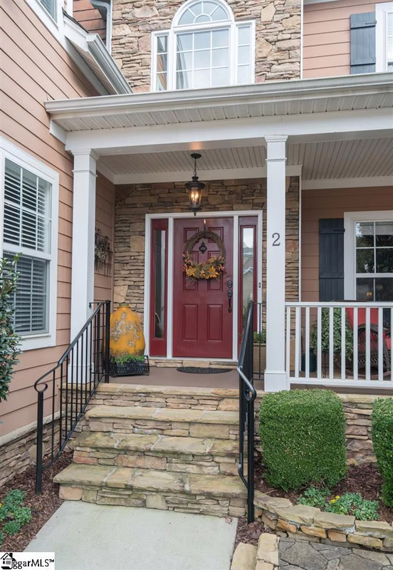 Property image 2 at 2 Applewood Drive, Greenville, SC 29615-2861