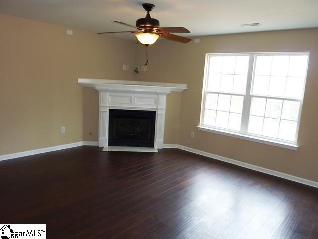 Property image 4 of 216 W Yorkswell Court in Tyger Shoals, Moore, SC 29369