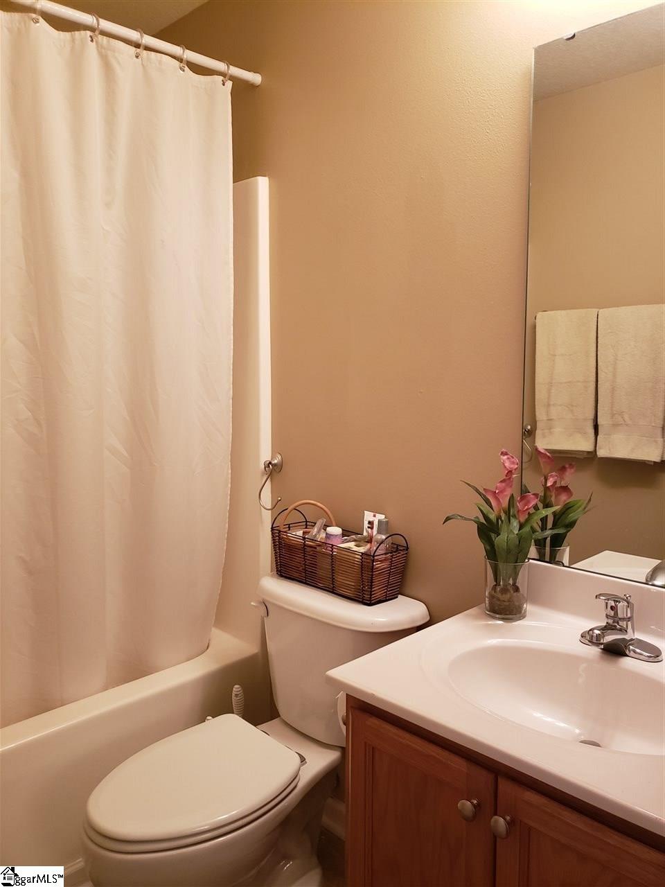 Property image 4 of 451 Lynnell Way in Tyger Shoals, Moore, SC 29369-8830
