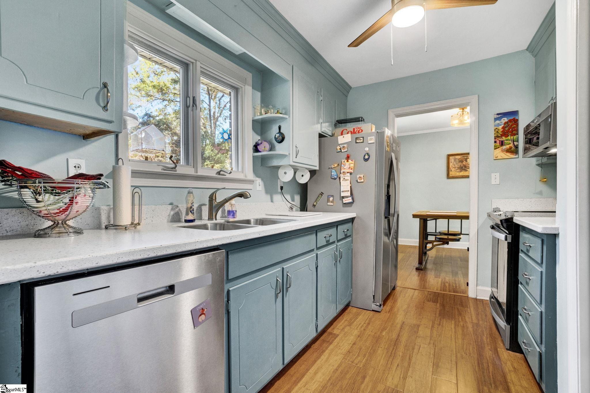 Property image 5 of 500 Chestnut Street in College View, Clinton, SC 29325