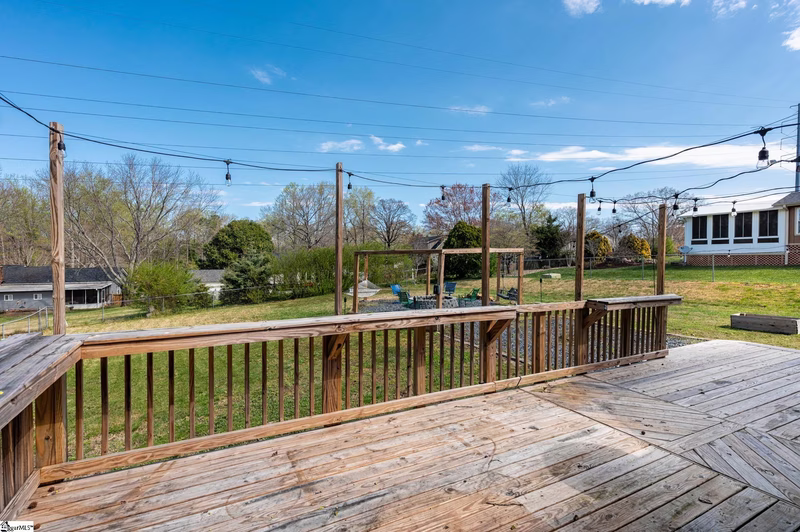 Property image 2 at 6 Huntley Castle Court, Taylors, SC 29687