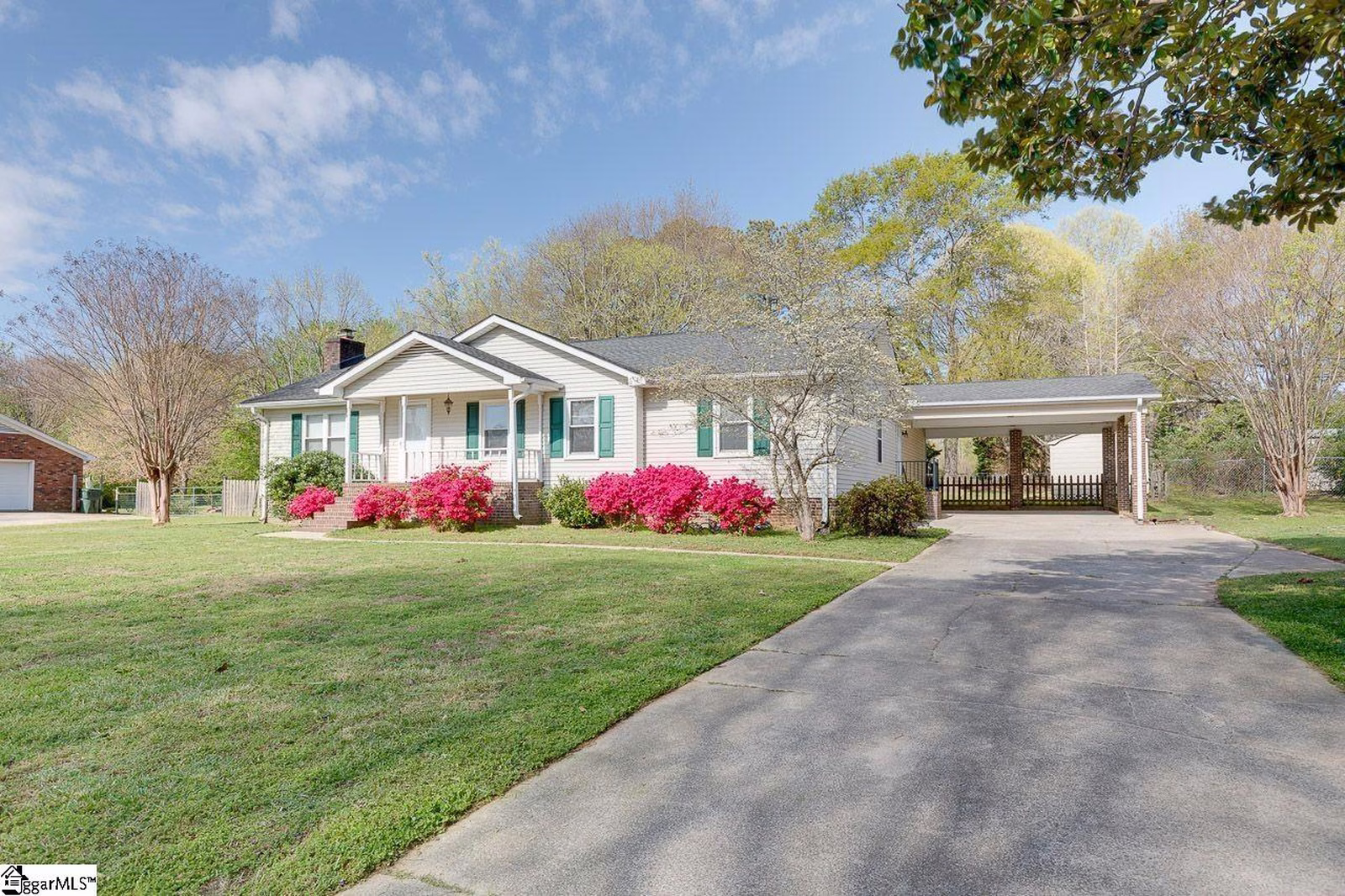 Property image 1 at 305 Andulusian Trail, Simpsonville, SC 29681