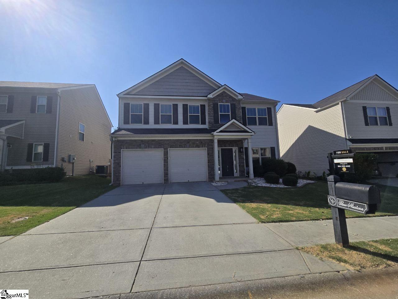 Property image 3 of 319 Barrett Chase Drive in Victoria Park, Simpsonville, SC 29680
