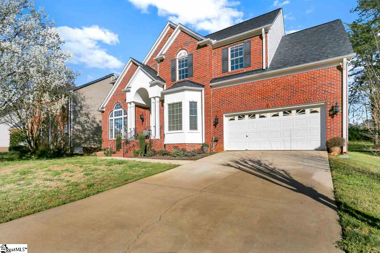 Property image 2 of 15 S Antigo Court in Hudson Forest, Greer, SC 29650