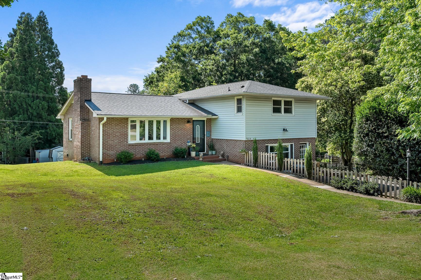 Property image 2 of 604 Concord Avenue in Bellview Estates, Anderson, SC 29621