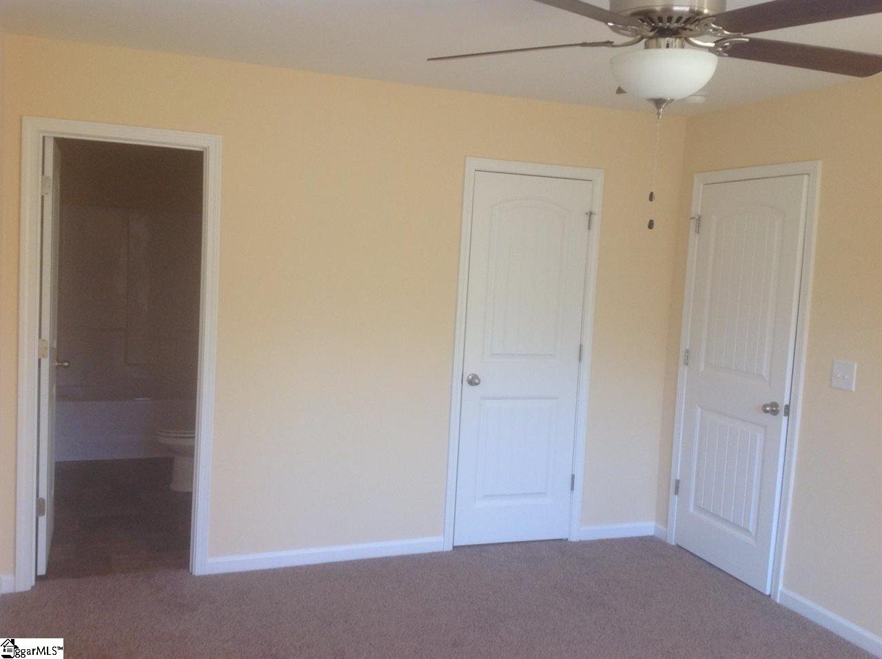 Property image 3 of 203 Essex Drive in Hampton Woods, Clinton, SC 29325