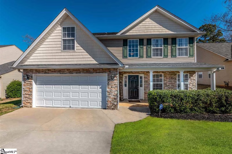 4 Kingsdale Court