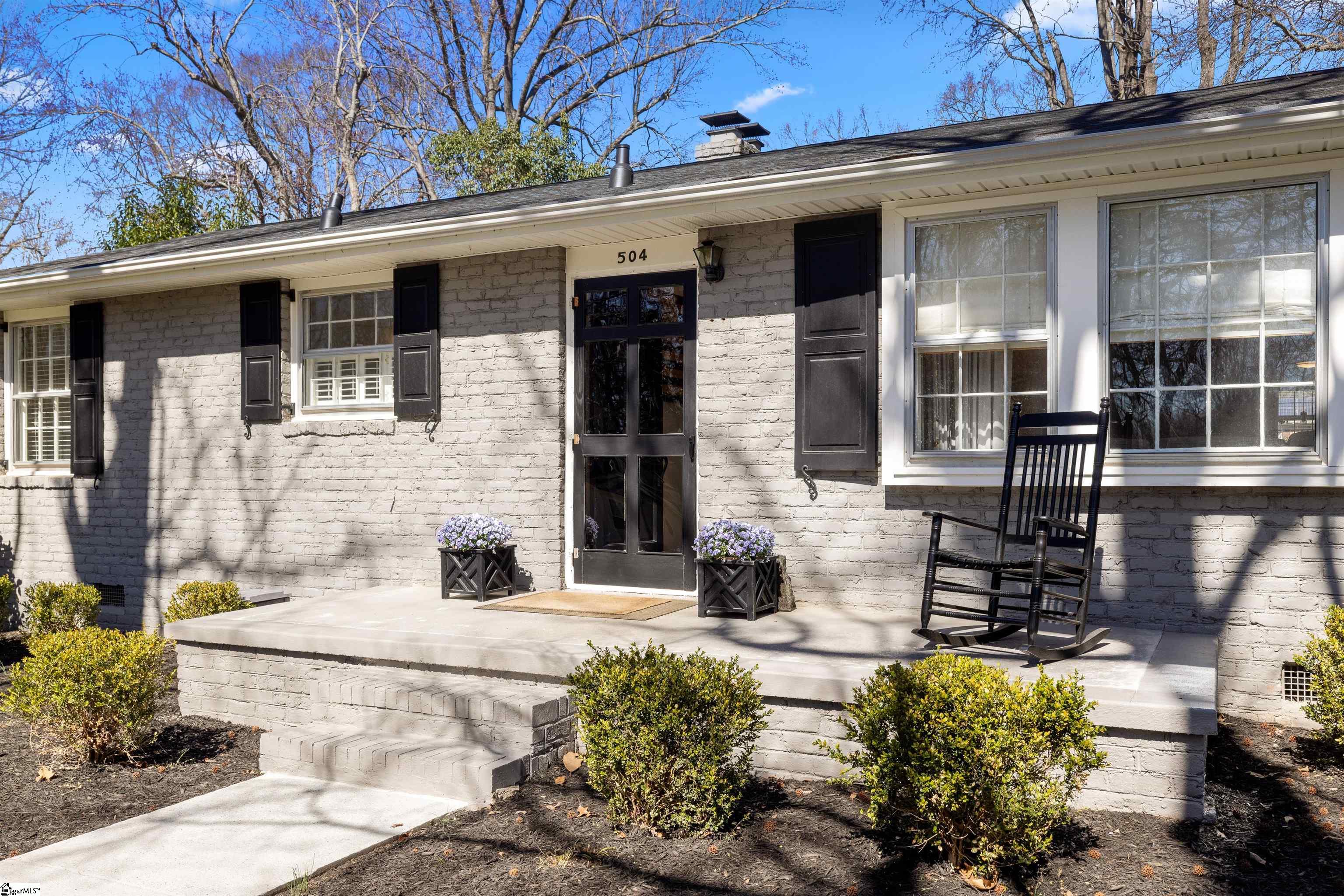 Property image 2 of 504 Dellwood Drive in Dellwood, Greenville, SC 29609