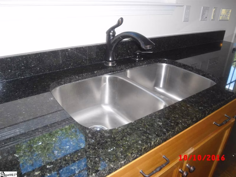 Property image 5 at 320 Faulkner Drive, Moore, SC 29369