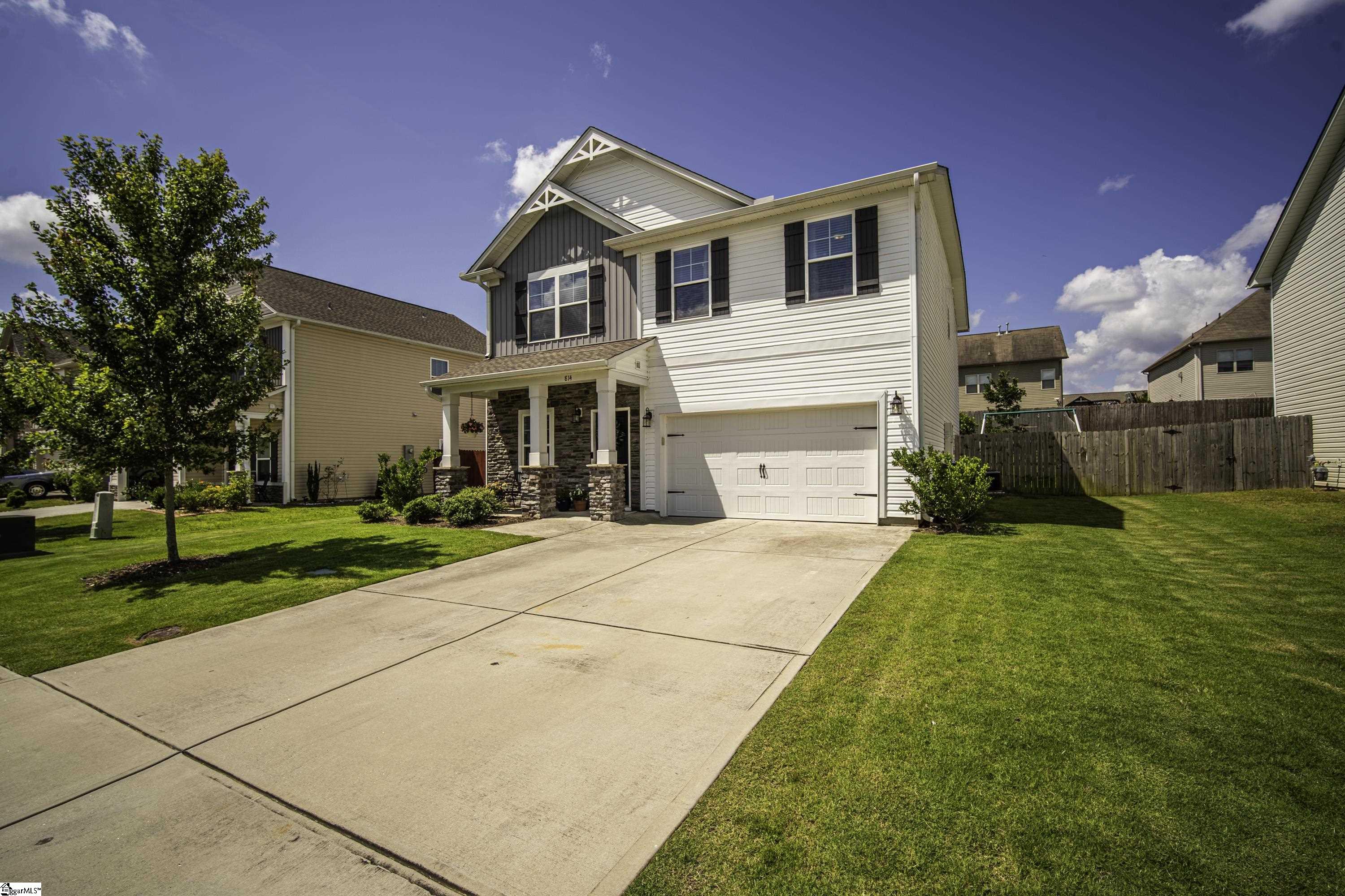 Property image 2 of 814 Camberwell Road in Victoria Park, Simpsonville, SC 29680