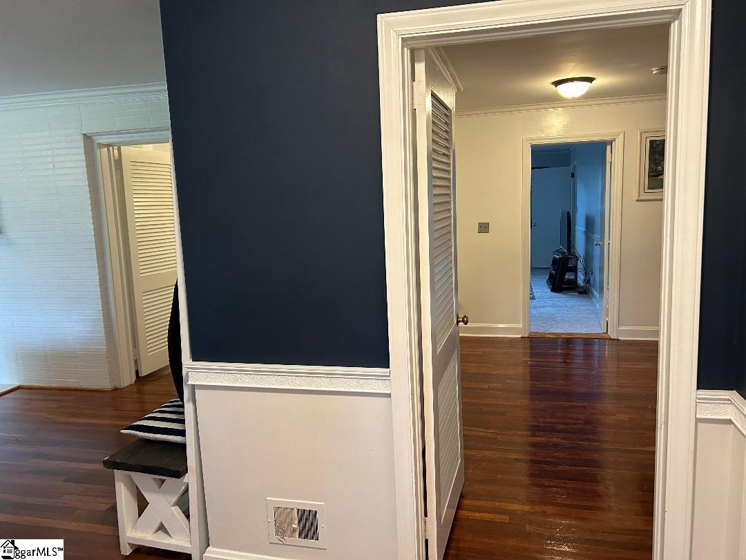 Property image 4 of 106 Ansel Drive in College View, Clinton, SC 29325