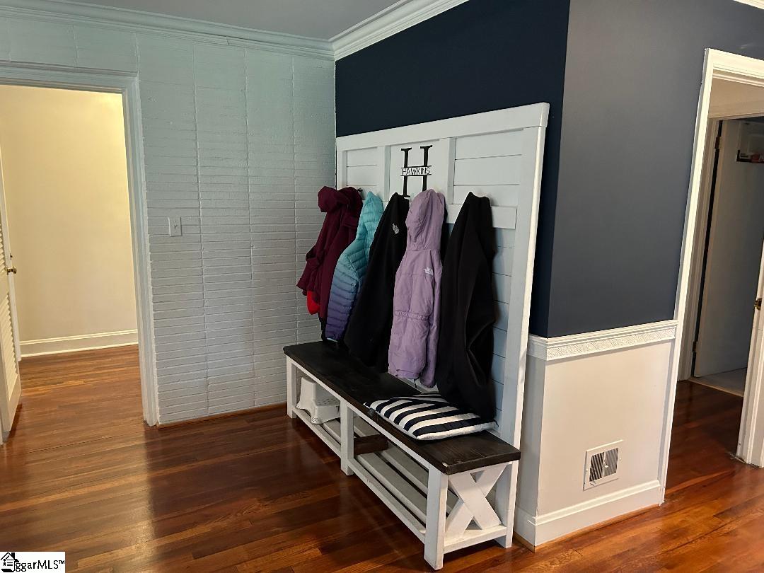 Property image 5 of 106 Ansel Drive in College View, Clinton, SC 29325