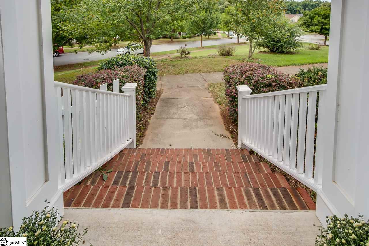 Property image 3 of 107 Aisha Street in Arcadia Hills, Greenville, SC 29607