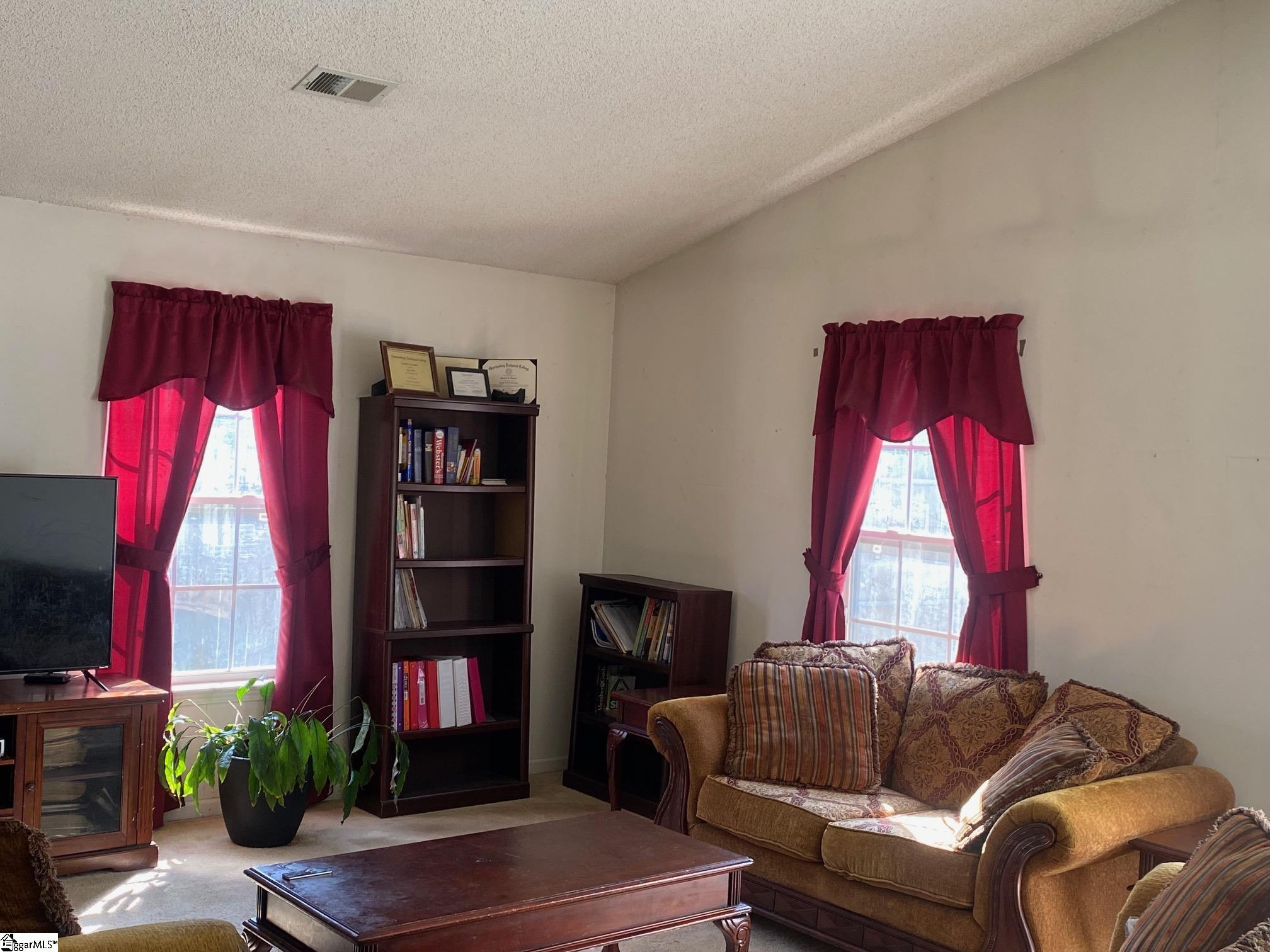 Property image 5 of 144 Sunny Ray Drive in Duncan Station, Duncan, SC 29334