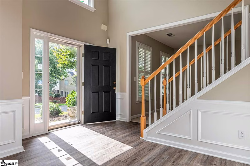 Property image 2 at 5 Wolf Den Drive, Greer, SC 29650