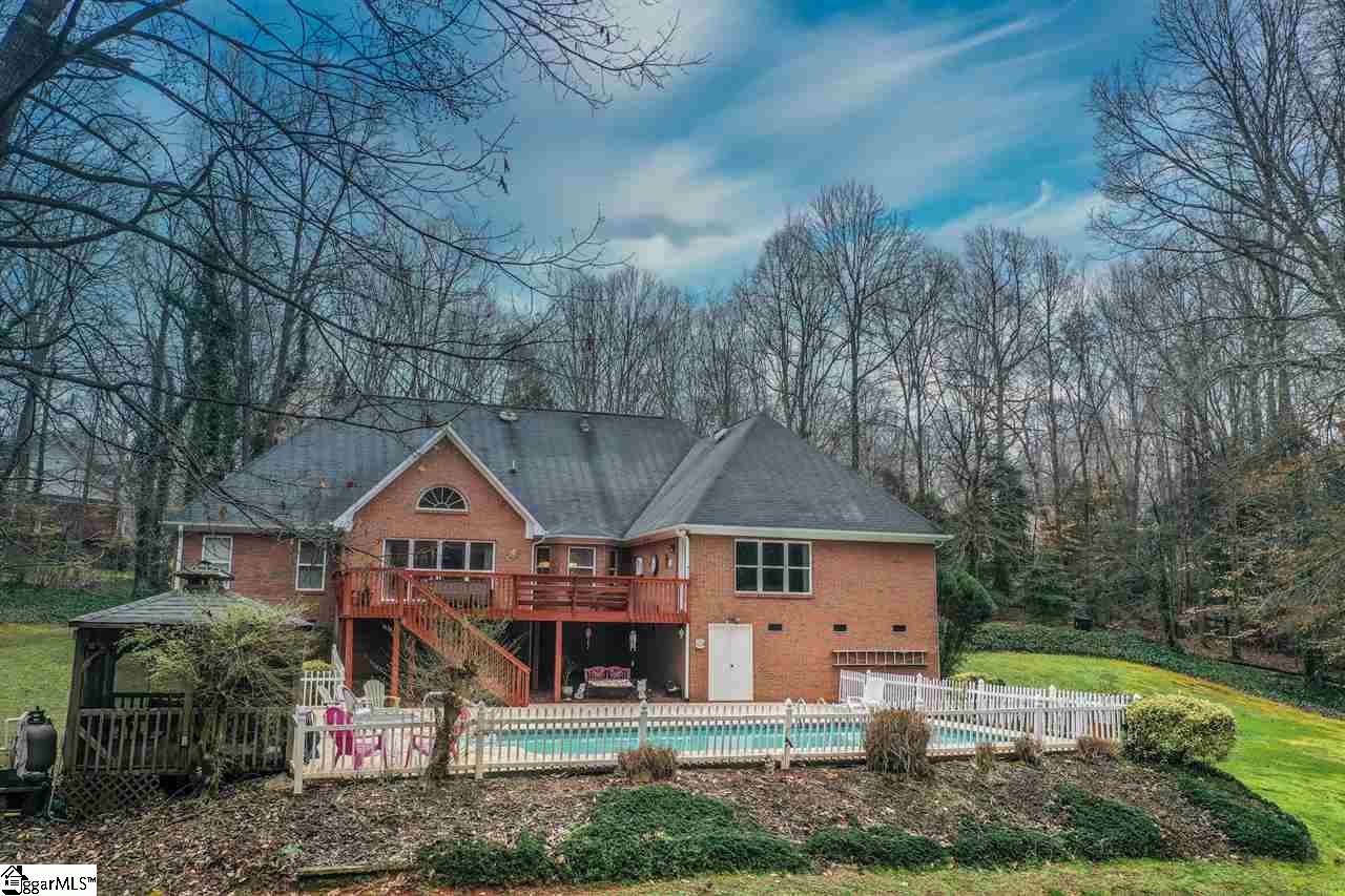 Property image 5 of 413 N Silver Ridge Drive in Silver Ridge, Greer, SC 29651