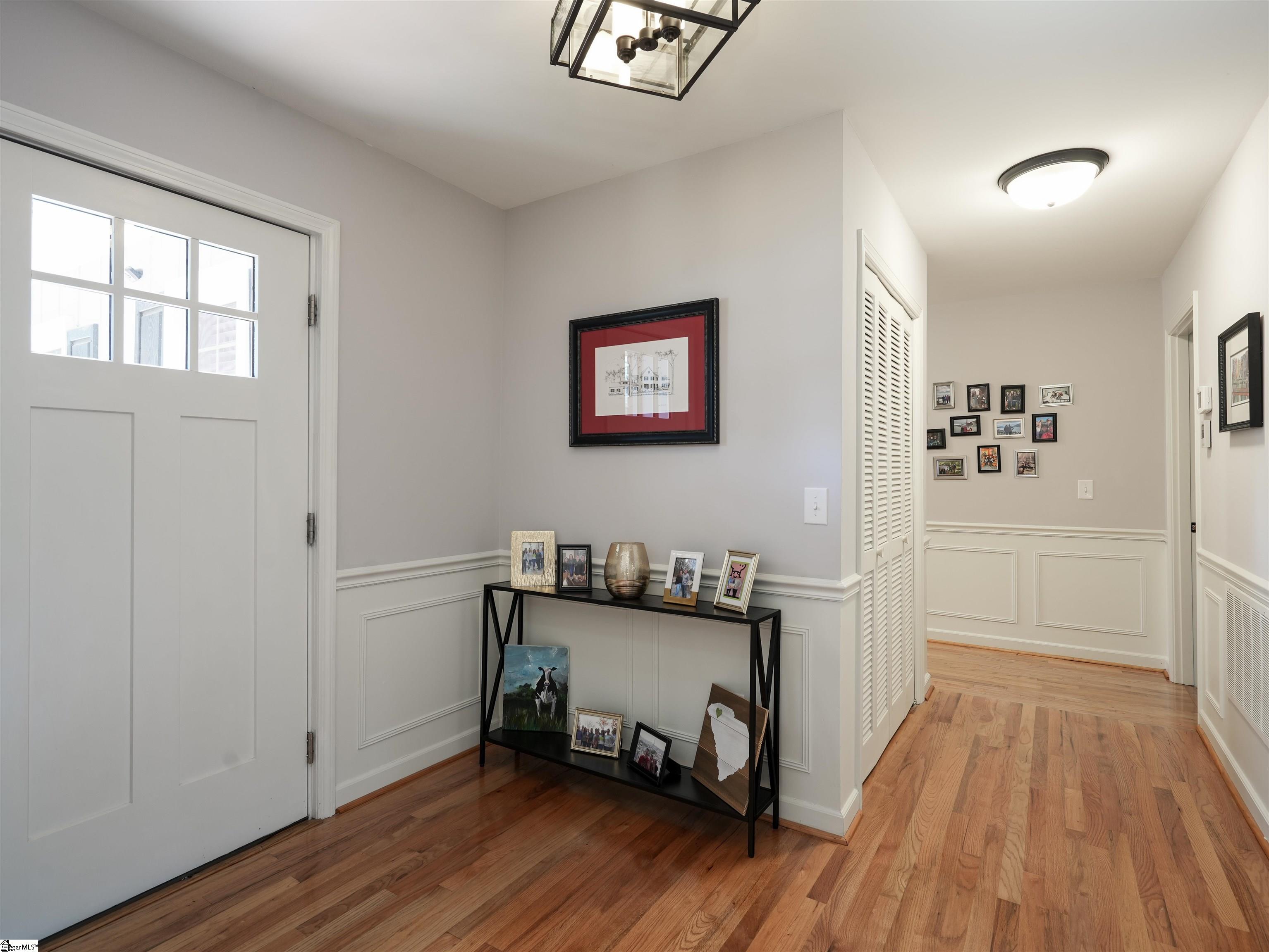 Property image 3 of 302 Lambourn Way in Kingsgate, Greenville, SC 29615