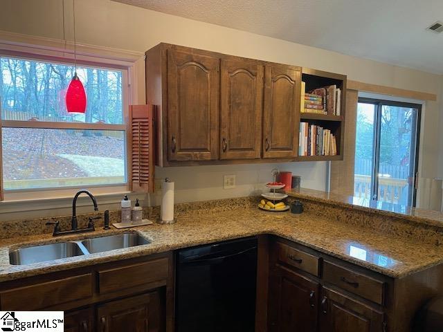 Property image 3 of 4 Ivy Log Court in Half Mile Lake, Greenville, SC 29609