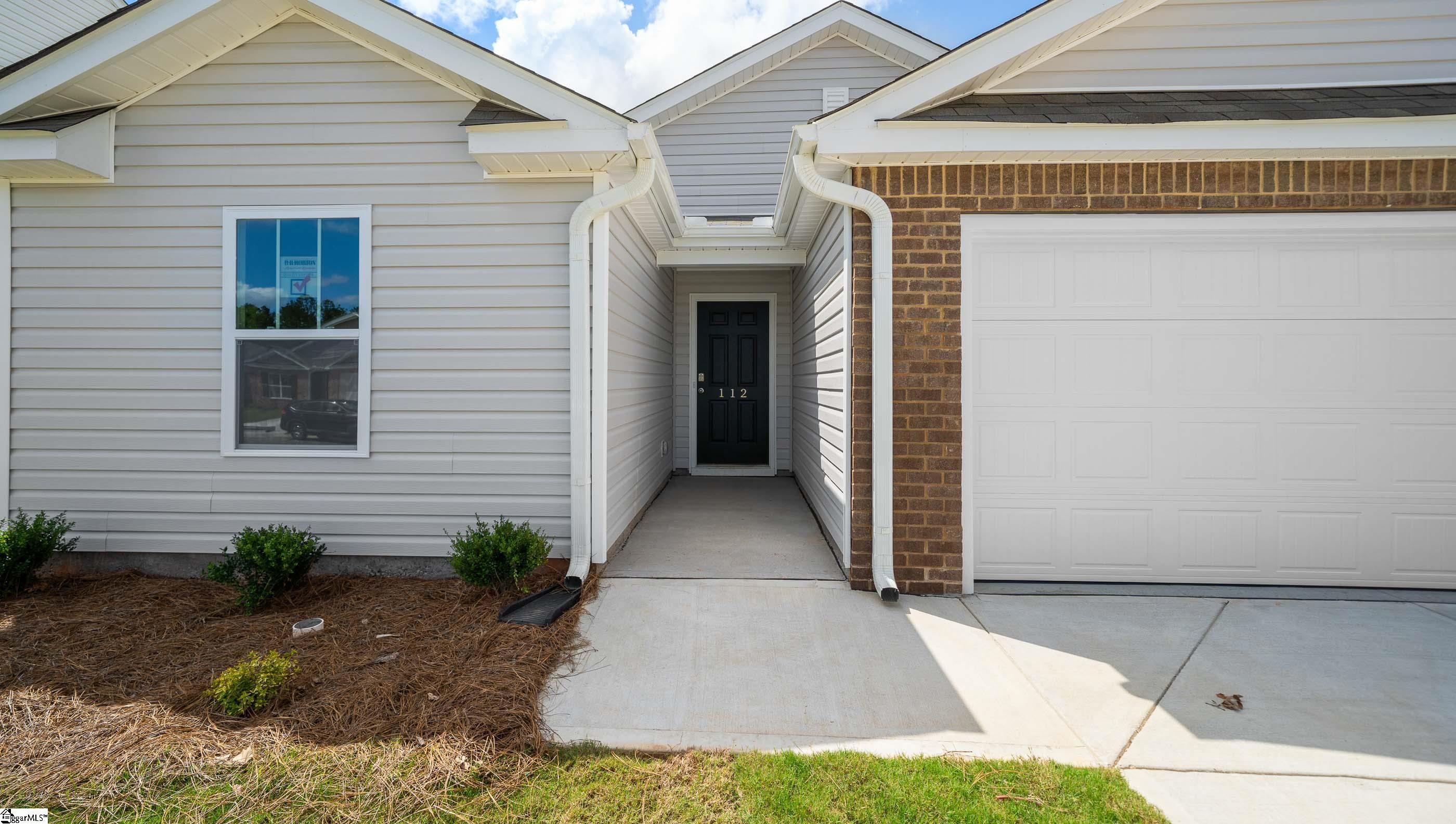 Property image 5 of 112 Larson Lane in Bentley Park, Greenwood, SC 29646