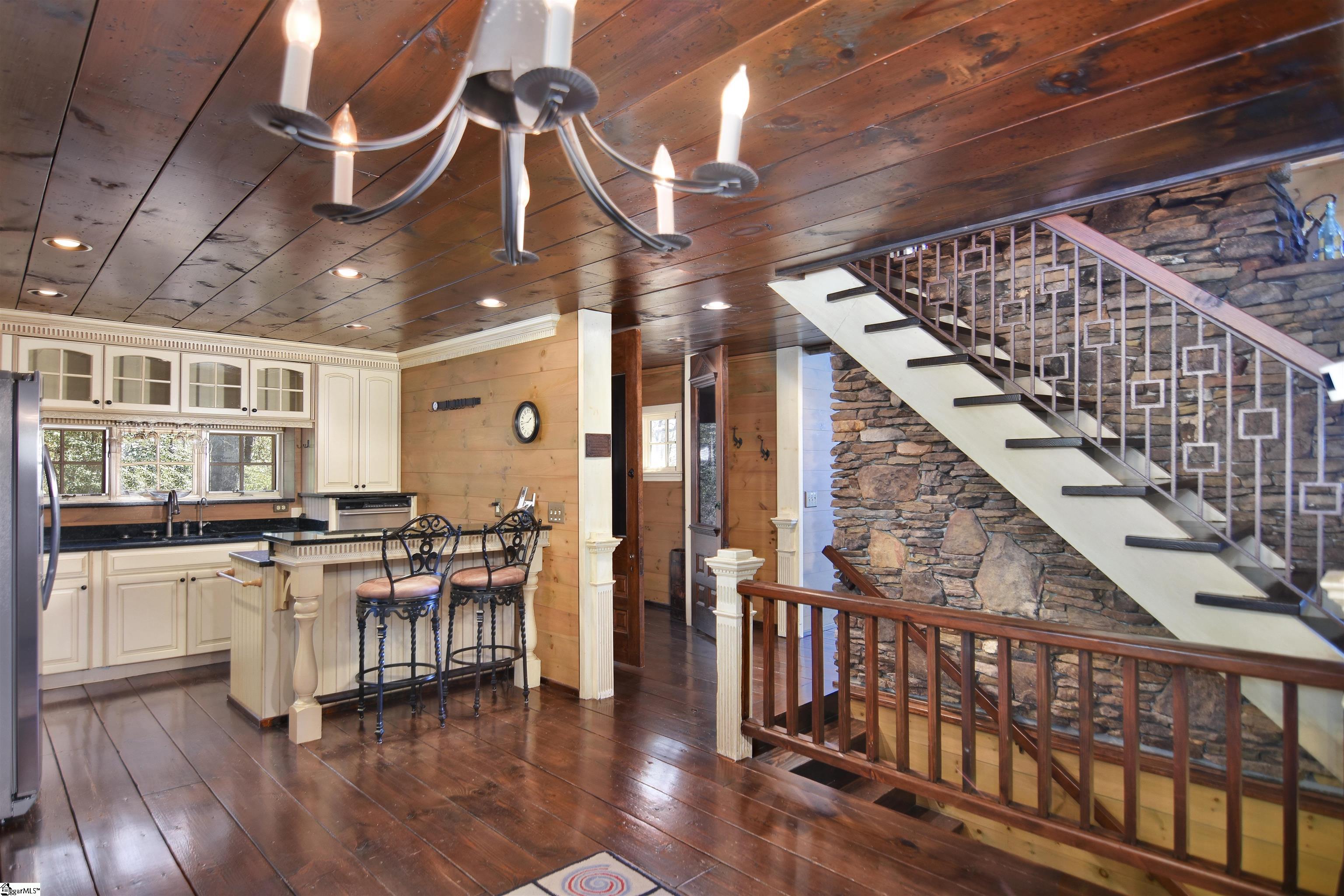 Property image 5 of 126 Columbine Way in Cliff Ridge at Caesars Head, Cleveland, SC 29635