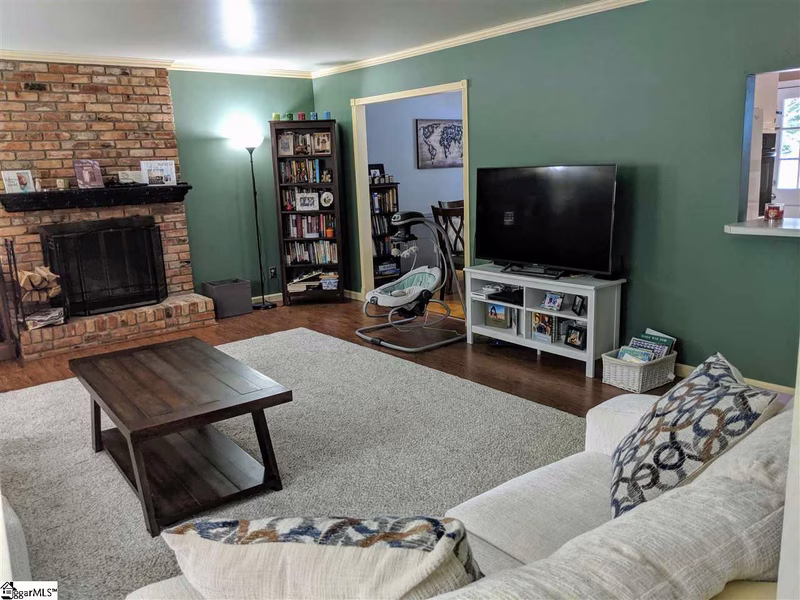 Property image 2 at 12 Cavendish Close, Taylors, SC 29687