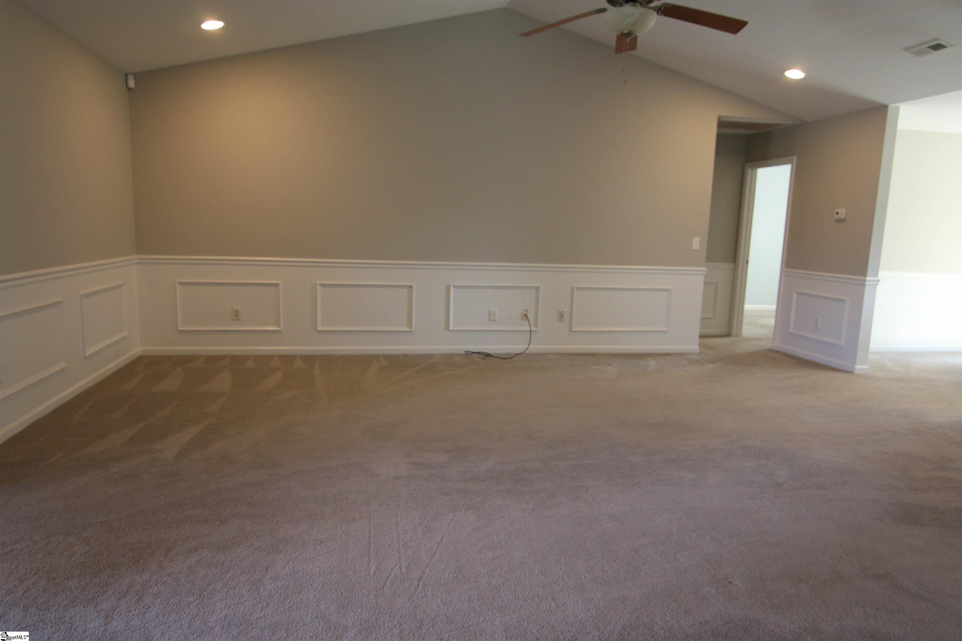 Property image 4 of 101 Lost Creek Court in Lockeland Park, Simpsonville, SC 29681