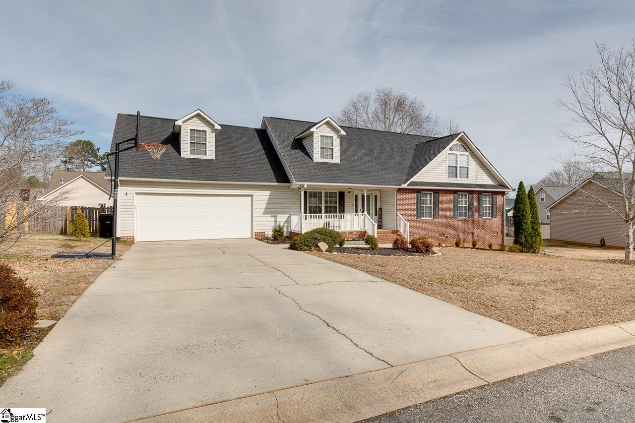 Property image 3 of 166 Amberwood Drive in Amberwood, Anderson, SC 29621