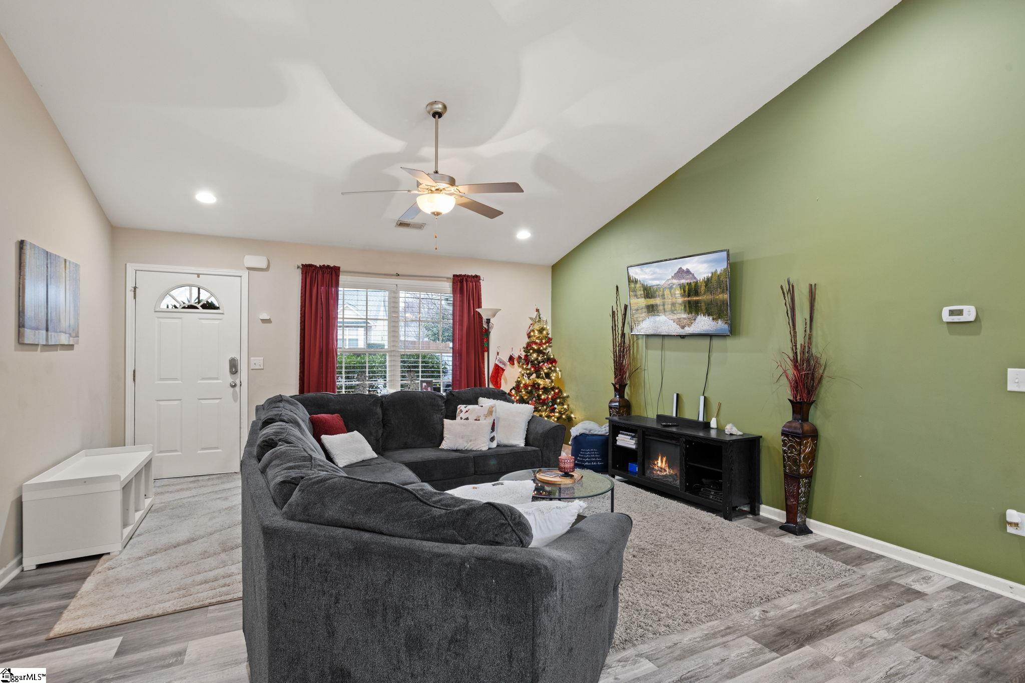 Property image 5 of 256 Sleepy River Road in Lockeland Park, Simpsonville, SC 29681