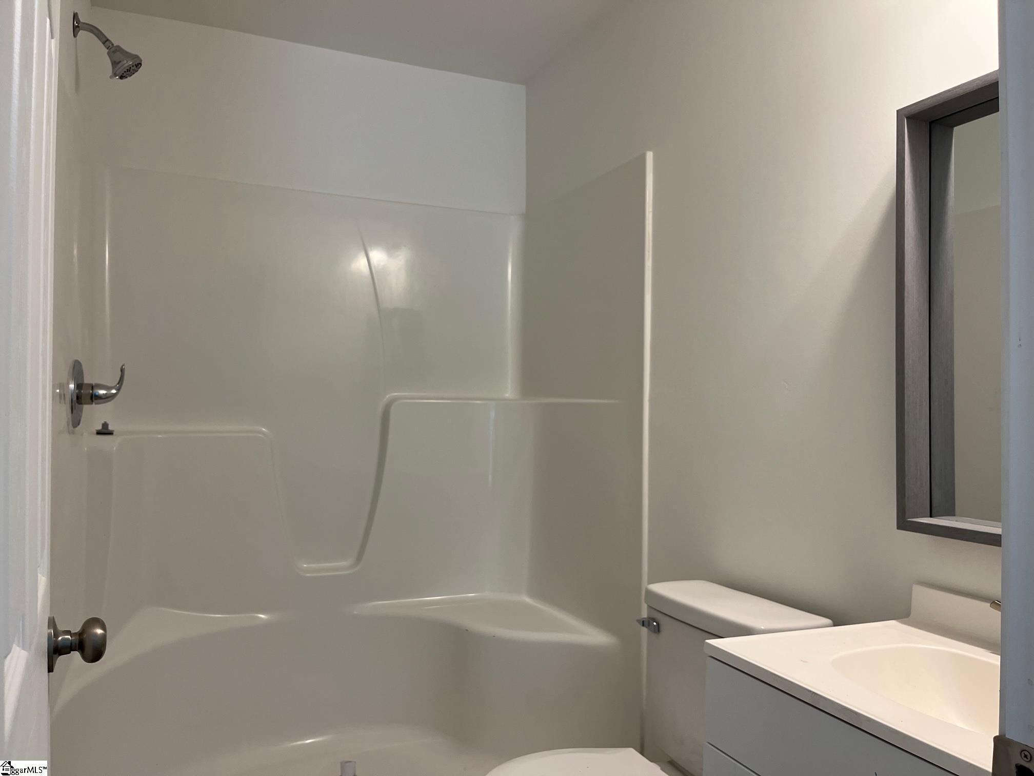 Property image 5 of 122 Colleton Lane in Blossom Meadows, Clinton, SC 29325