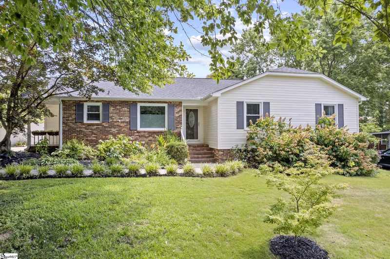 Property image 5 at 5 Crowndale Court, Taylors, SC 29687