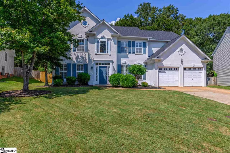 15 Wolf Den Drive