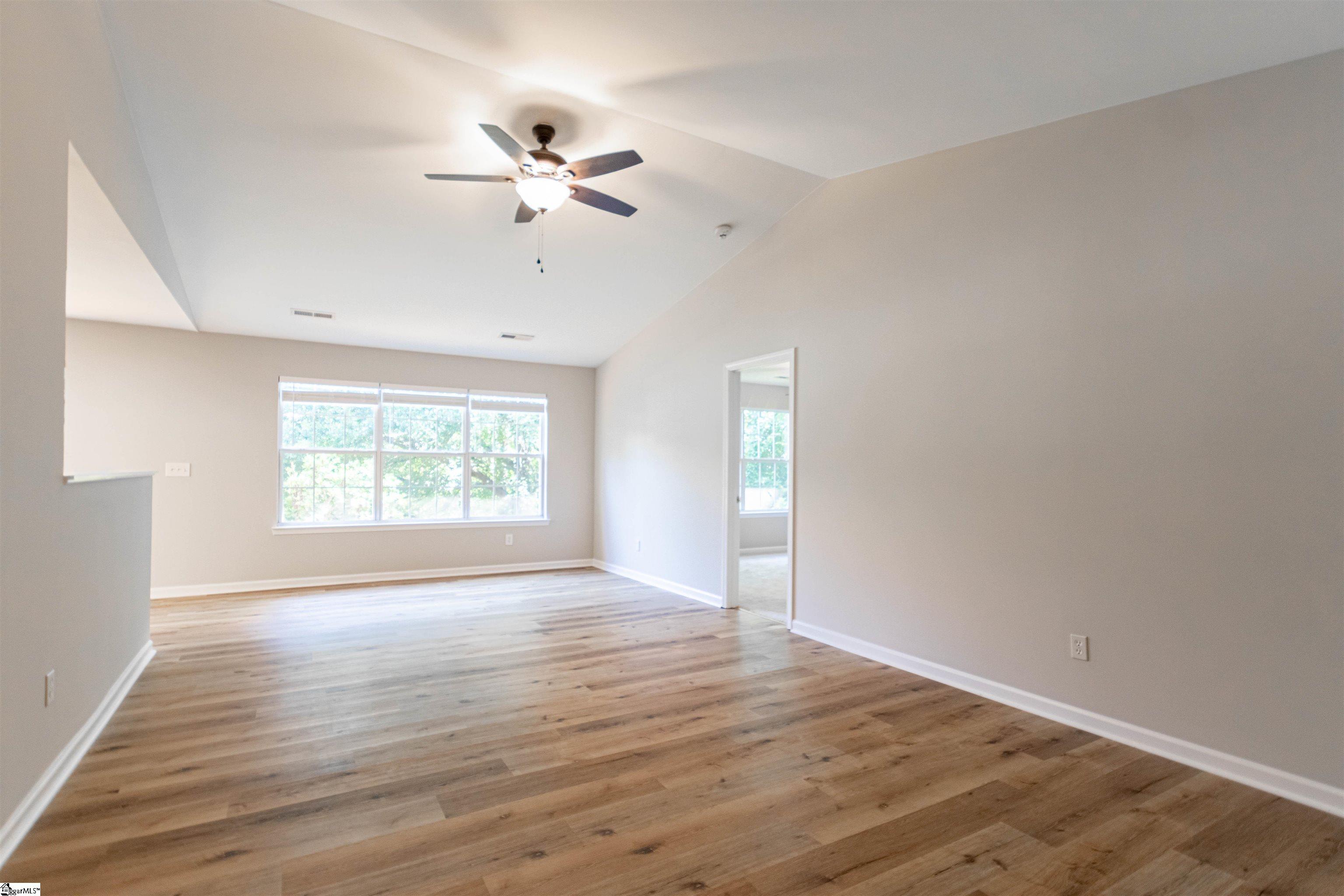Property image 3 of 307 APPLETON Lane in The Grove, Mauldin, SC 29662
