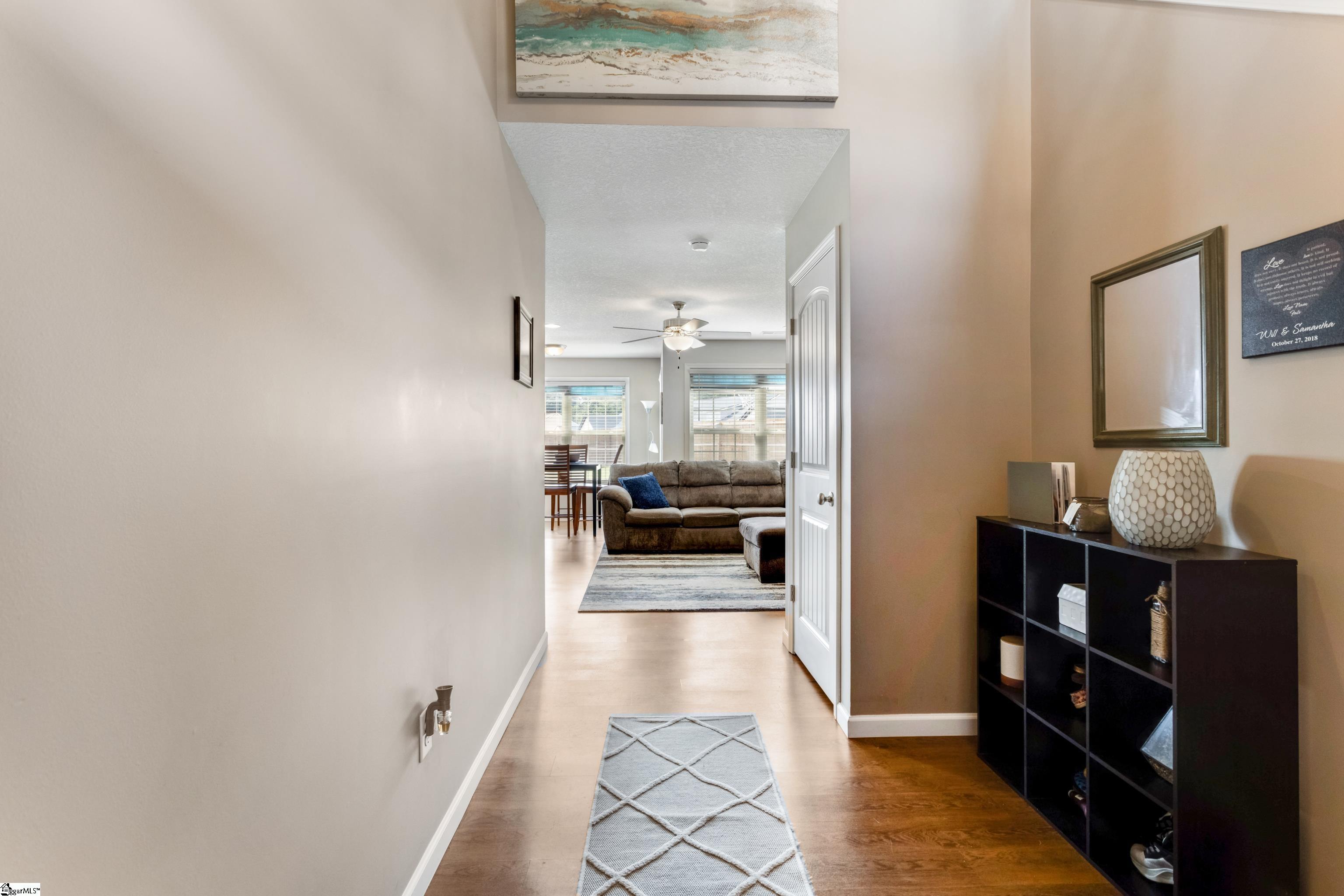 Property image 3 of 465 Peaksview Drive in Lockeland Park, Simpsonville, SC 29681