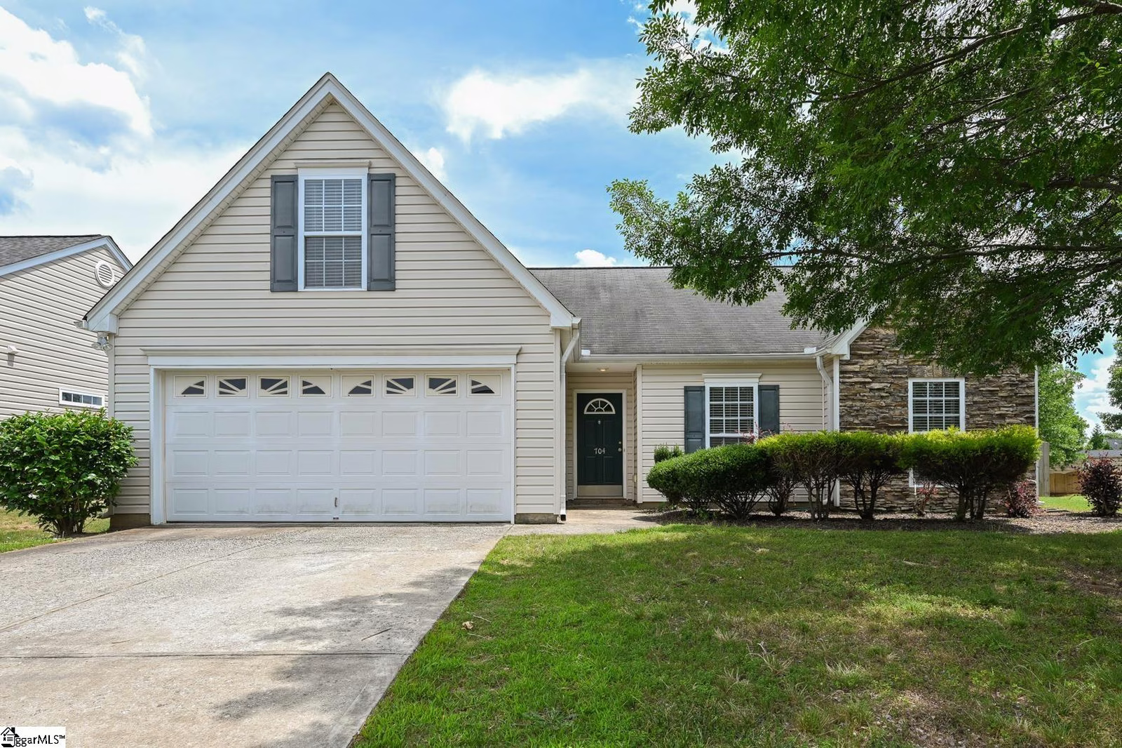 Property image 1 at 704 E Camelton Drive, Woodruff, SC 29388