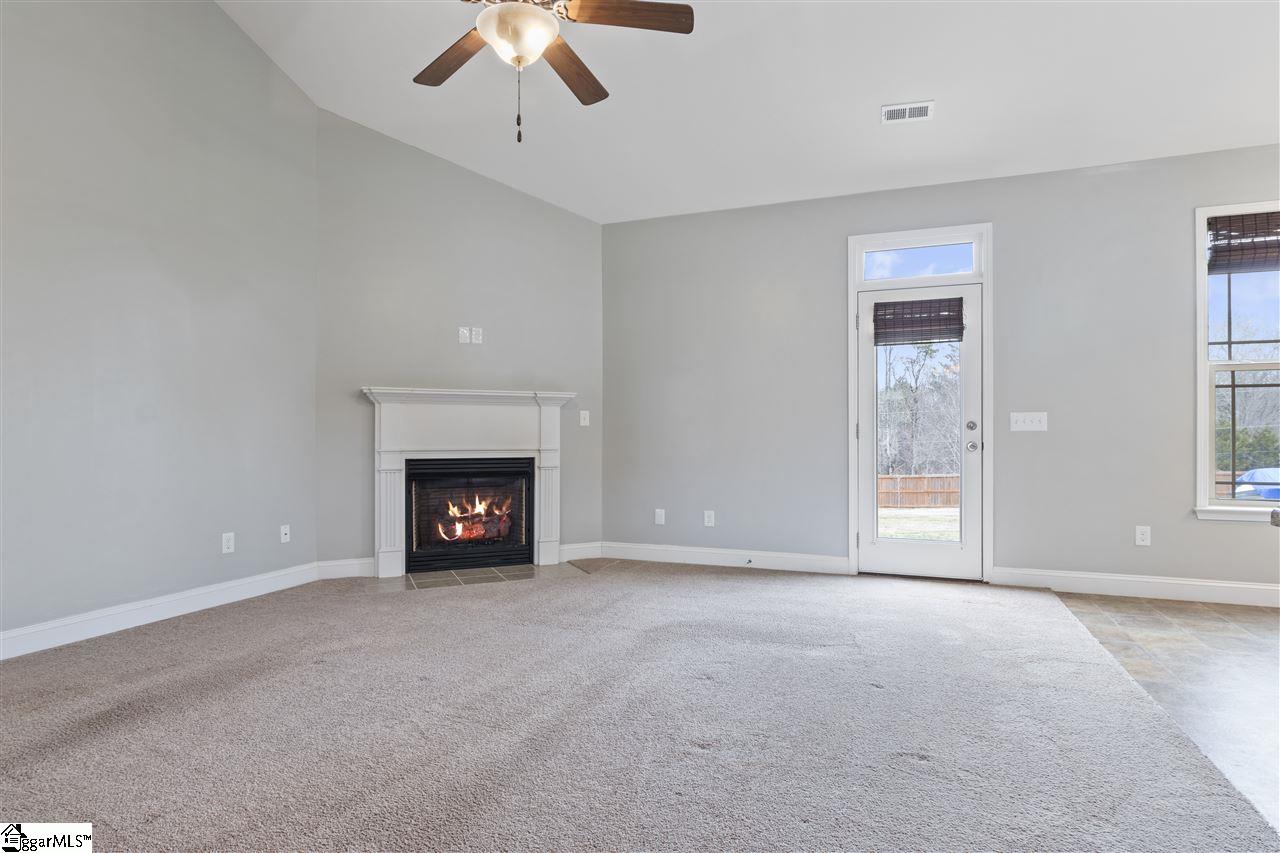 Property image 4 of 10 Rising Meadow Lane in Meadow Breeze, Taylors, SC 29687