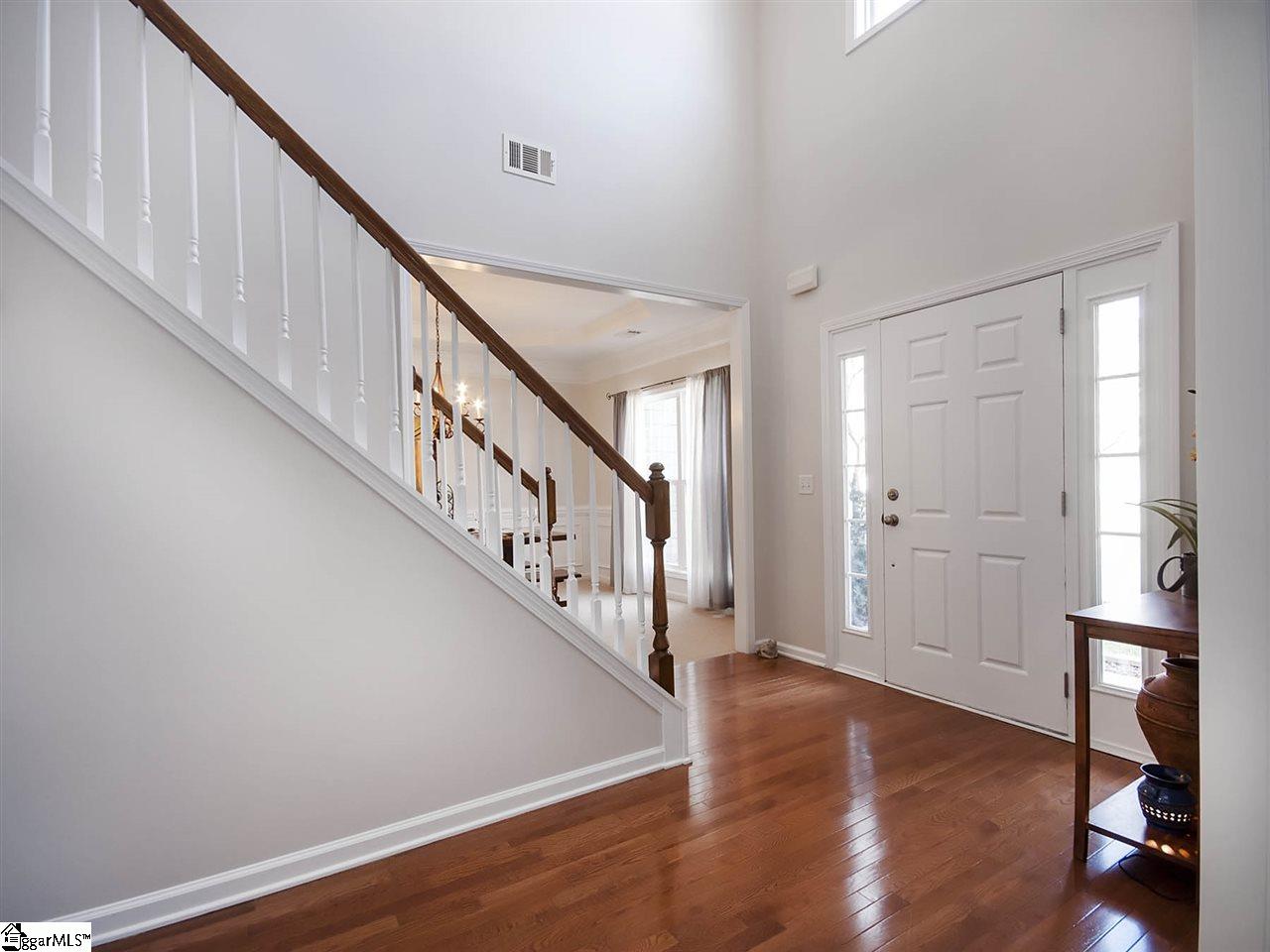Property image 2 of 120 Strasburg Drive in Shenandoah Farms, Simpsonville, SC 29681