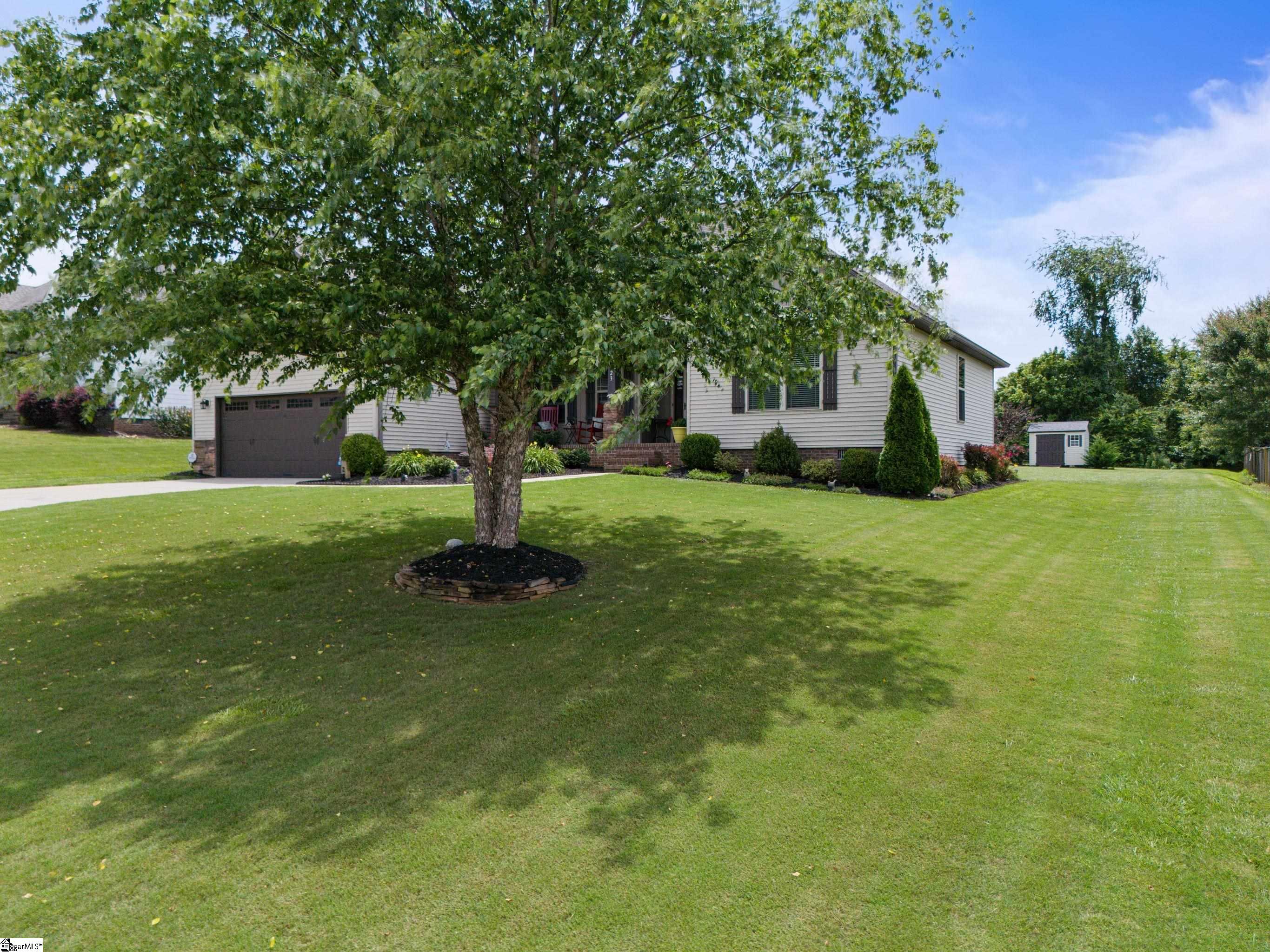 Property image 3 of 23 Rising Meadow Lane in Meadow Breeze, Taylors, SC 29687